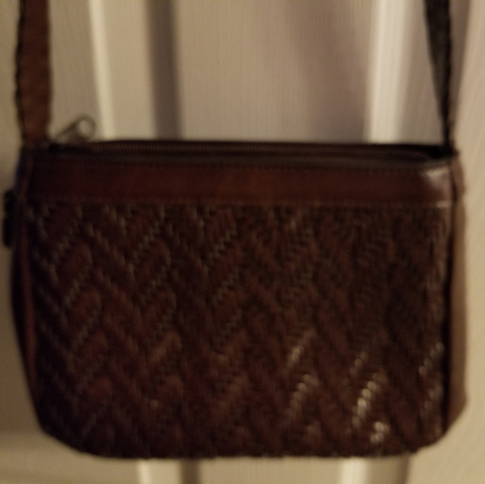Liz Claiburn shouder bag
